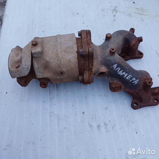 Колектор выпускной на Ниссан Алмера н16