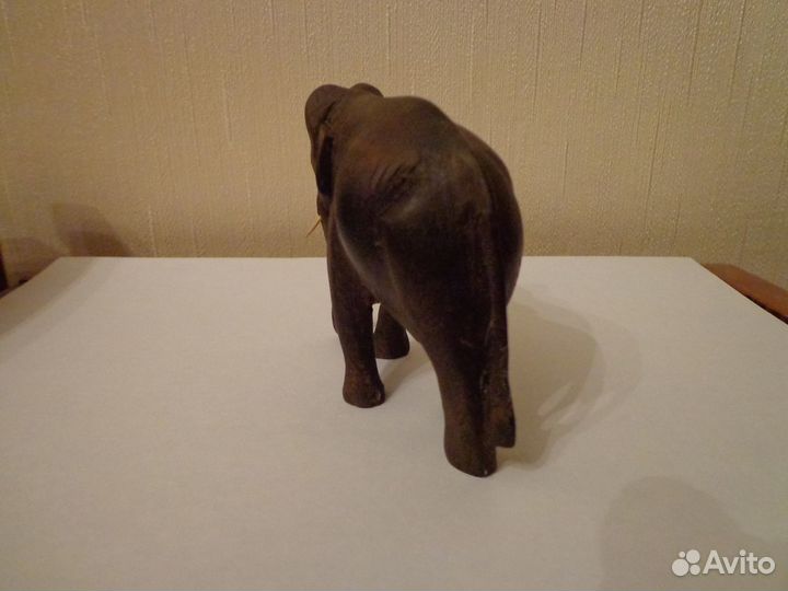 Статуэтка Слон