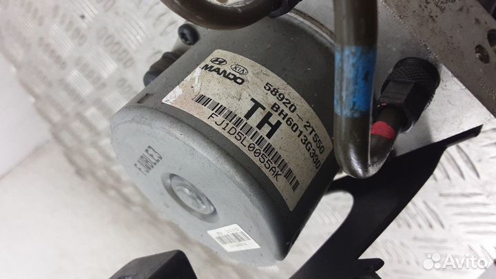 Блок ABS Kia Optima 3 2011 589202T550