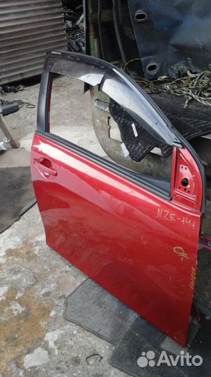 Дверь Toyota Corolla Fielder 144