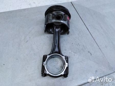 Поршень с шатуном