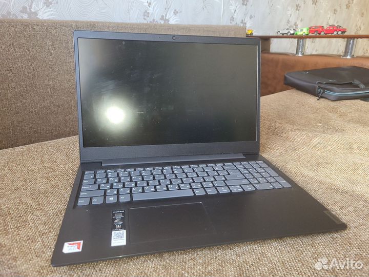 Ноутбук lenovo