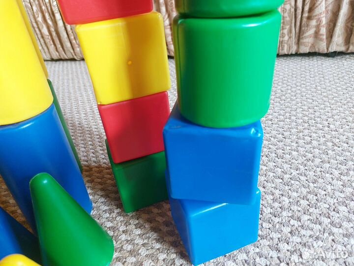 Кубики и кегли