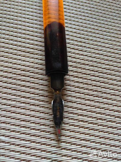 Перьевая ручка