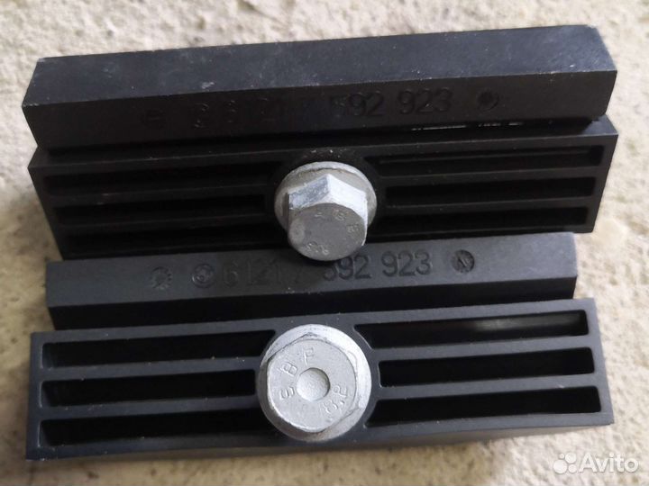 Крепёж акб комплект бмв ф10