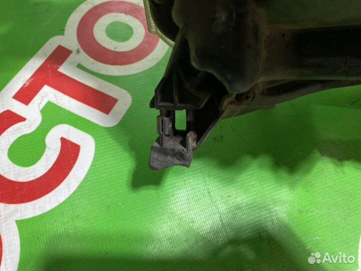 Фара левая Toyota Avensis 2 2006-2008