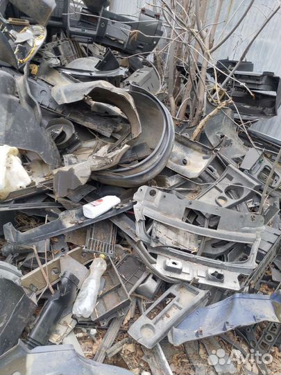 Автомобильный пластик