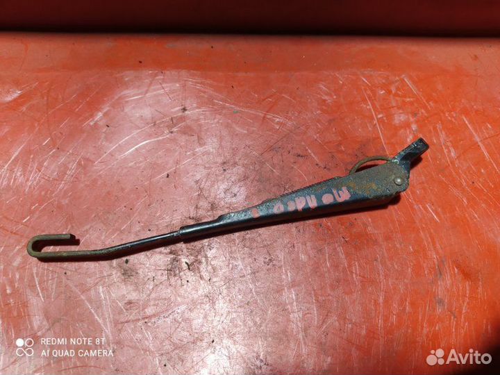 Поводок стеклоочистителя задний Ford Mondeo 2