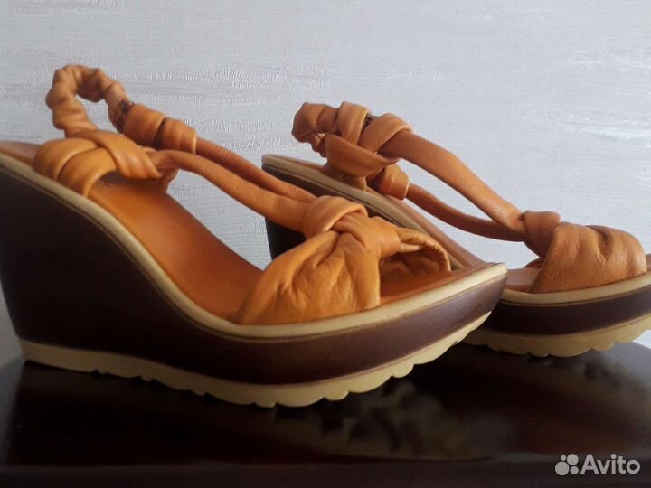 Босоножки женские новые 37 размер