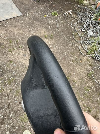 Руль с подогревом F25