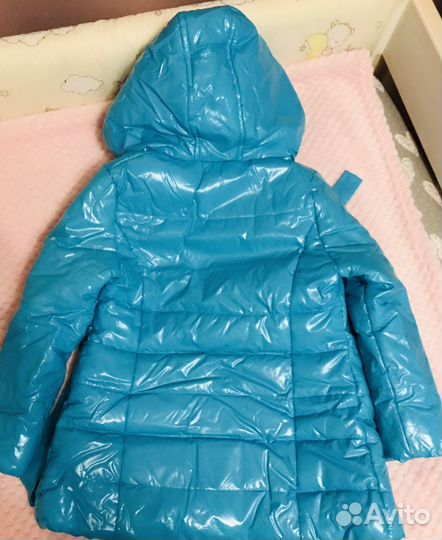 Курточка для девочки на 6-7 лет