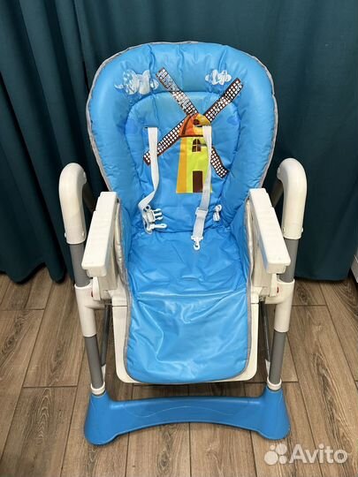 Детский стульчик для кормления