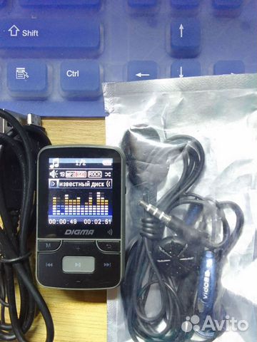 MP3 плеер digma Z4+ vido+кабель зарядки