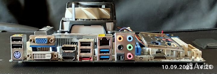 Материнская плата с процессором 1155