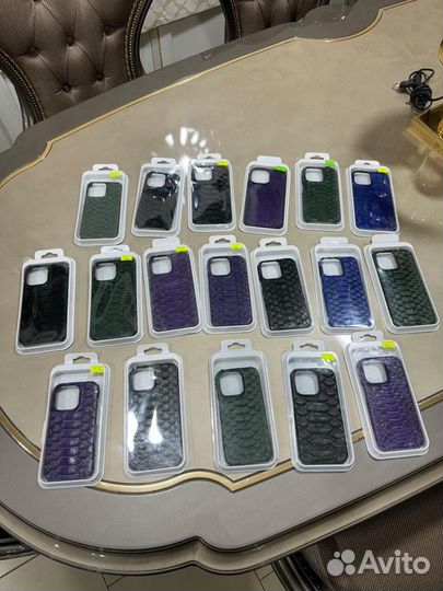 Чехлы на iPhone питоновые