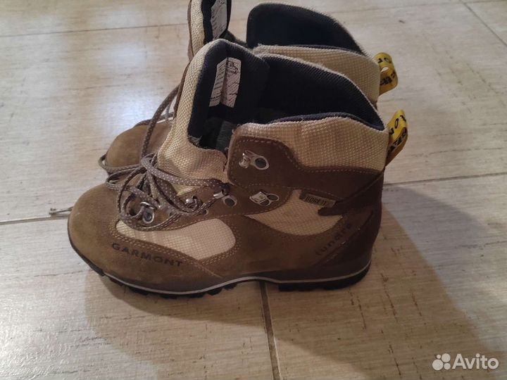 Ботинки женские трекинговые 38 Garmont