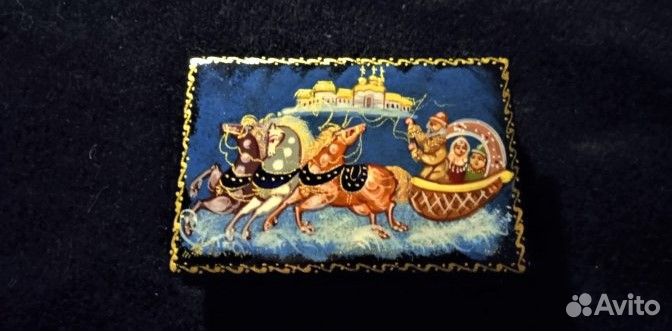 Шкатулка лаковая под палех тройка папье-маше 9-7-3