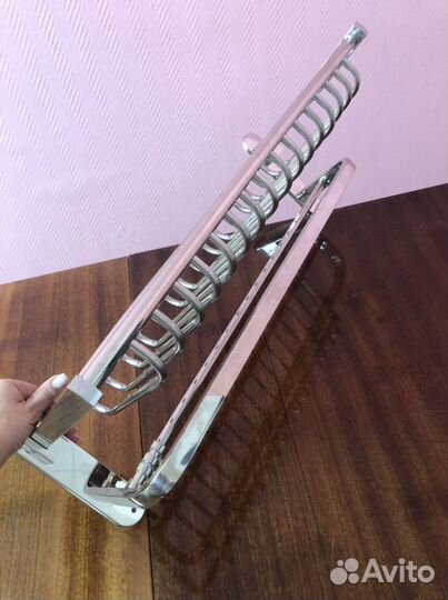 Полка откидная с держателем полотенец