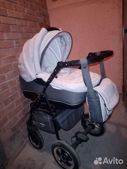 Коляска 2 в 1 adamex