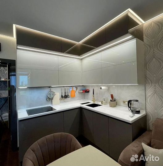 Современная кухня под ключ