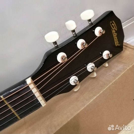 Гитара новая акустическая