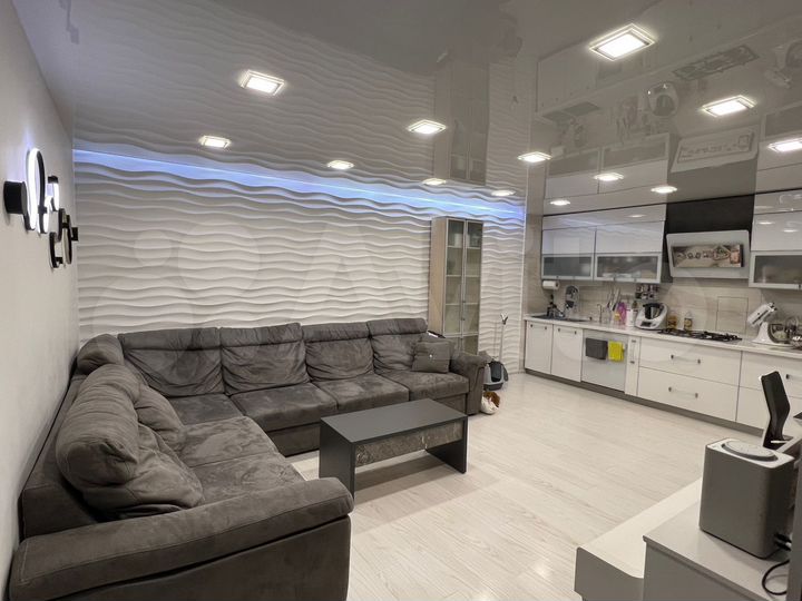 3-к. квартира, 95 м², 1/5 эт.