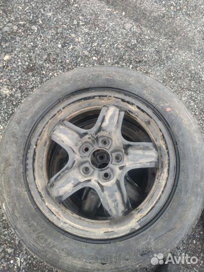 Corsa 2233 215/60 R17