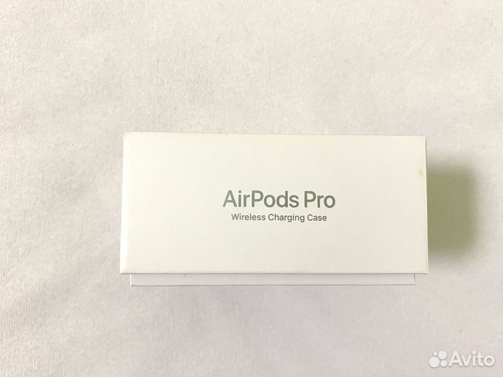Коробка от AirPods Pro
