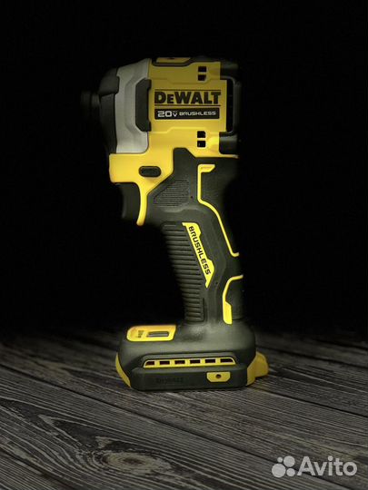 Импакт DeWalt DCF850 азия