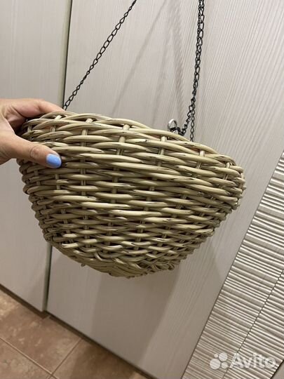 Кашпо плетеное