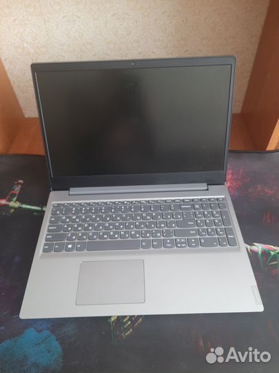 Ноутбук Lenovo