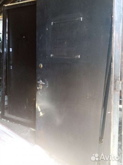 Дверь металлическая