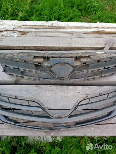 Решетка радиатора в сборе тайота королла 150 кузов