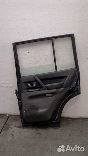 Дверь боковая правая задняя Mitsubishi Pajero / Montero