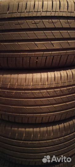 Goodyear EfficientGrip Performance 215/55 R17