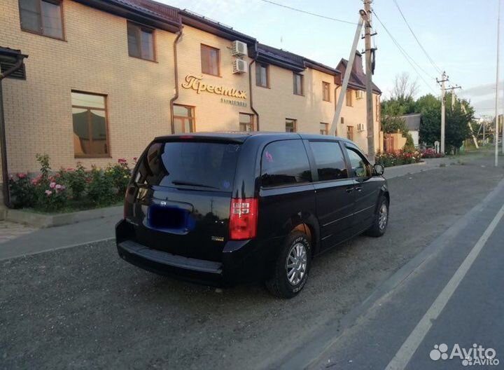 Пассажирские перевозки минивэн