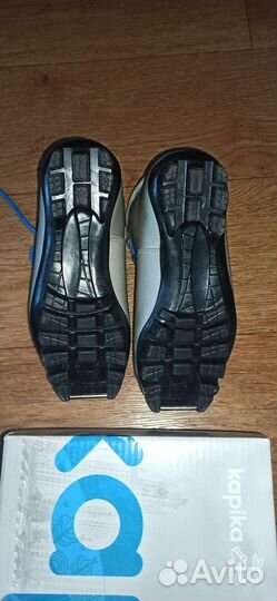 Лыжные ботинки р. 32