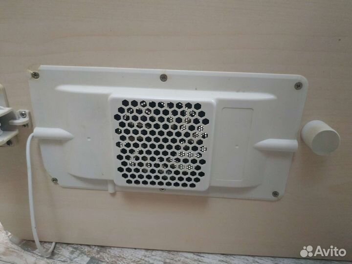 Столик для ноутбука