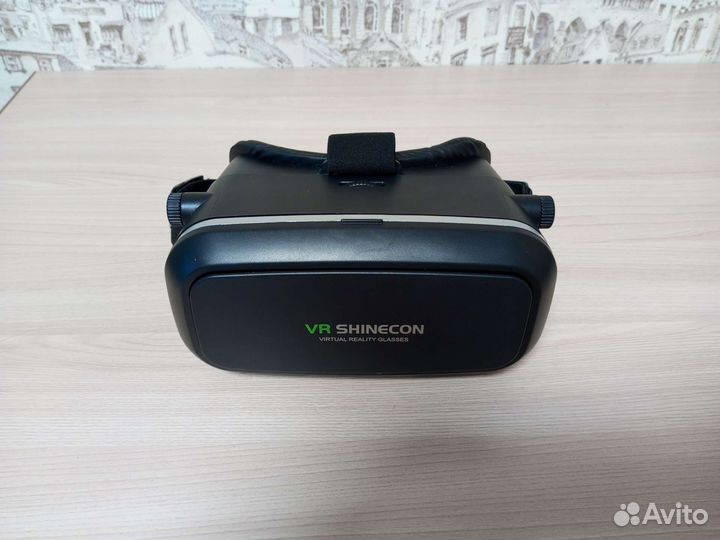 VR Shinecon + игровой контроллер