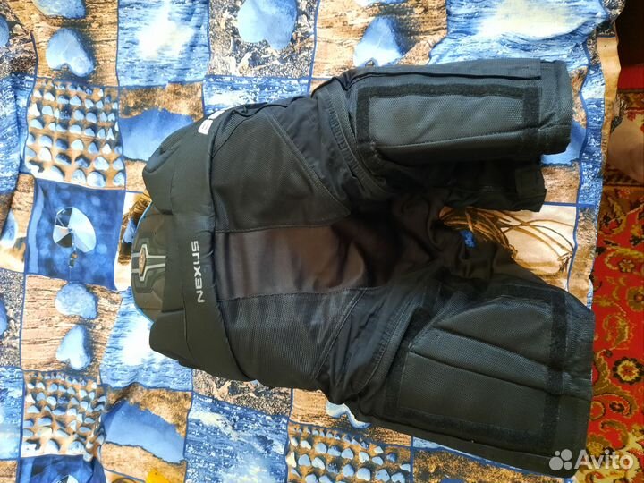 Хоккейные шорты Bauer neksus 1000 SR M