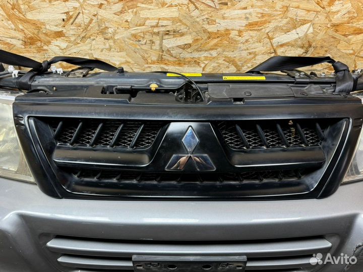 Nose cut Mitsubishi Pajero V73W 6G72 2006