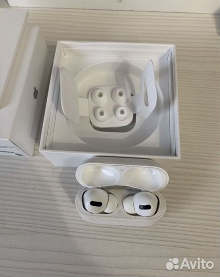 AirPods pro