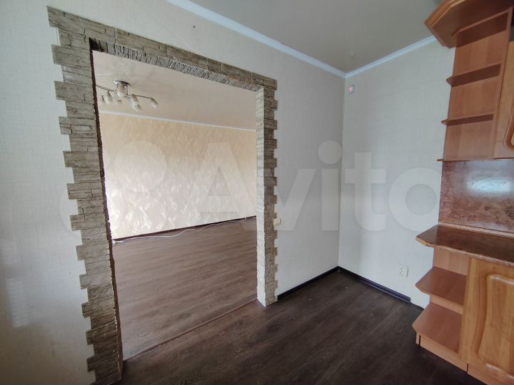 4-к. квартира, 90 м², 10/10 эт.