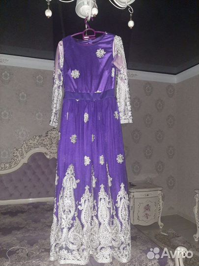 Вечернее платье