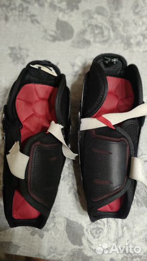 Хоккейные наколенники bauer