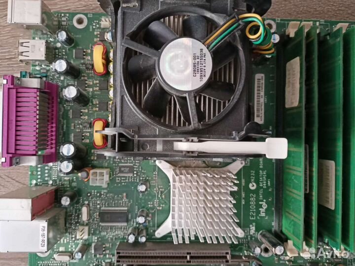 Материнская плата