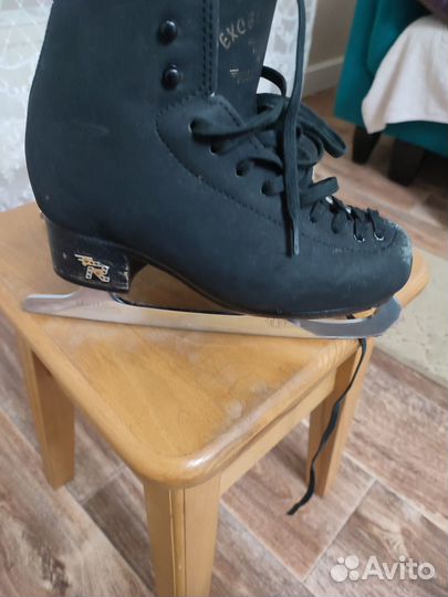 Коньки для фигурного катания 22