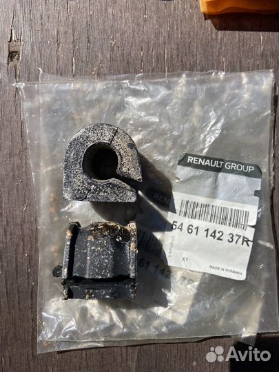 Втулка переднего стабилизатора duster Terrano