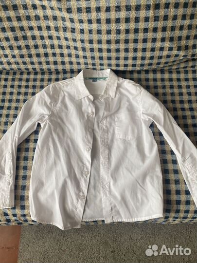 Рубашки белые и для мальчика первого класса