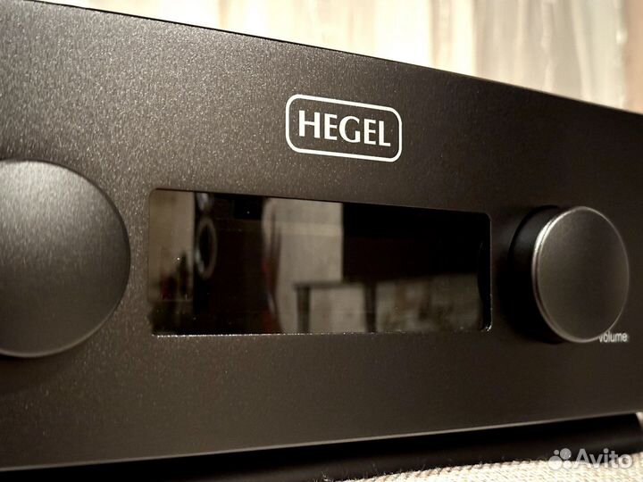 Усилитель Hegel H390